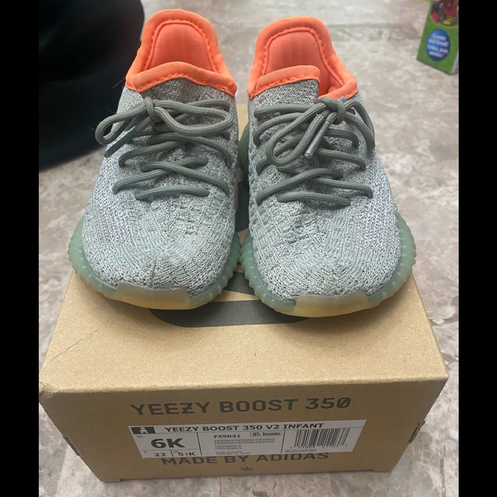 Yeezy Boost 350 V2 infant/toddler